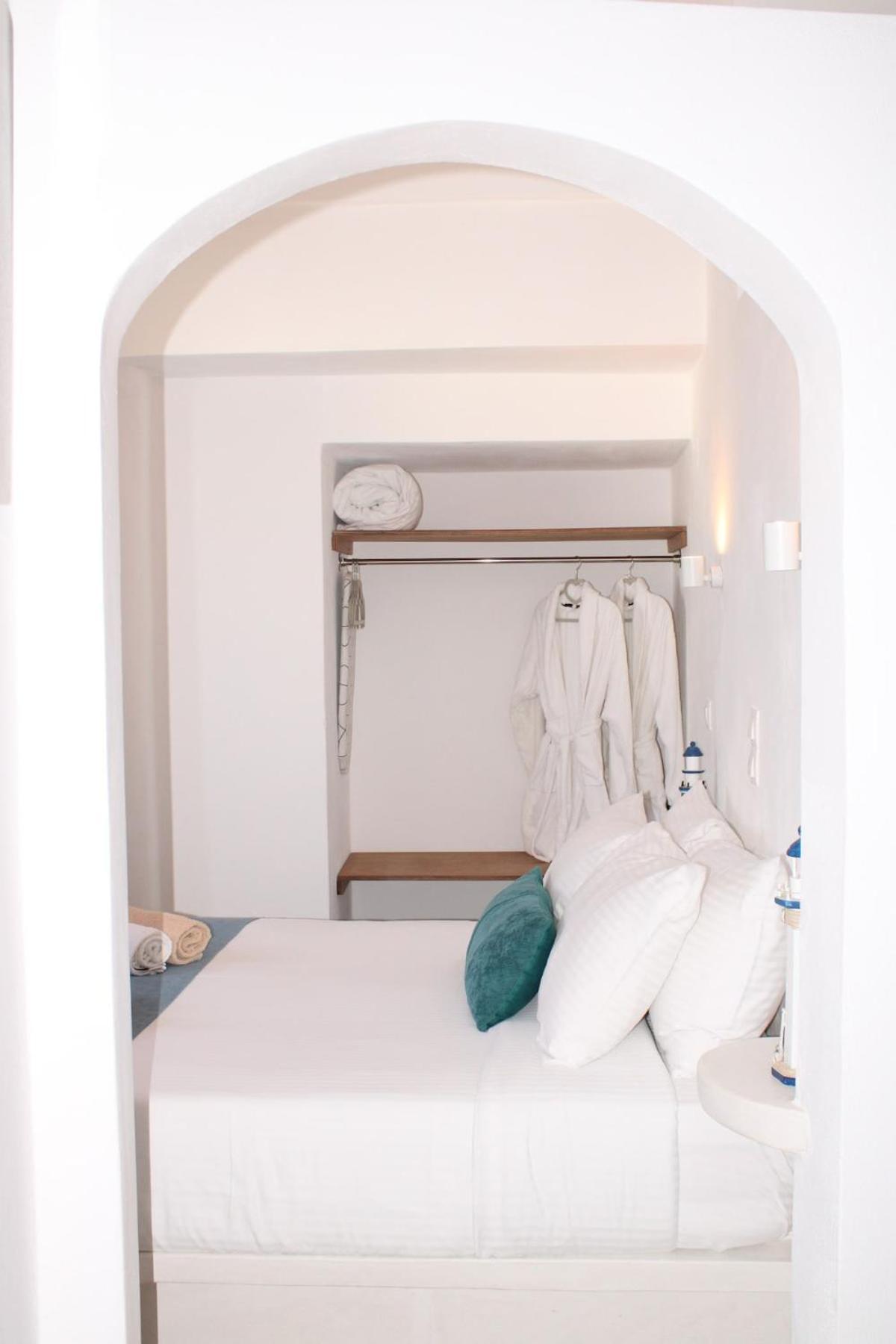 Villa Solasta #2 With Jacuzzi In Santorini Akrotiri  Exterior photo